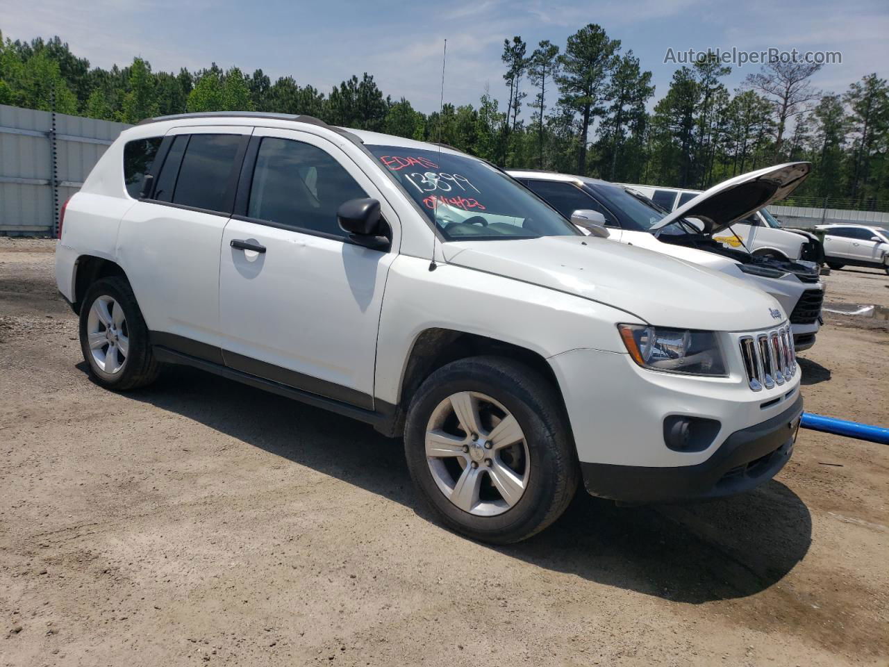 2014 Jeep Compass Sport White vin: 1C4NJCBB7ED831403