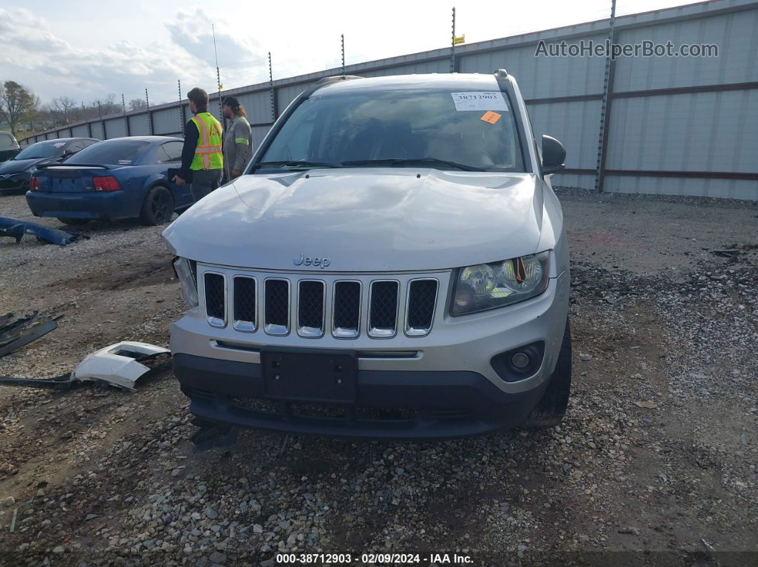 2014 Jeep Compass Sport Серебряный vin: 1C4NJCBB9ED586538