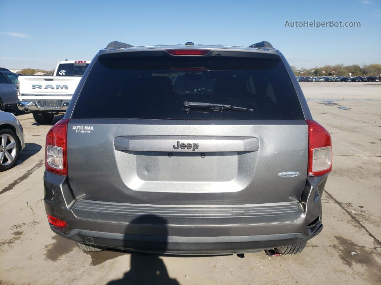 2013 Jeep Compass Latitude Gray vin: 1C4NJCEA1DD230330