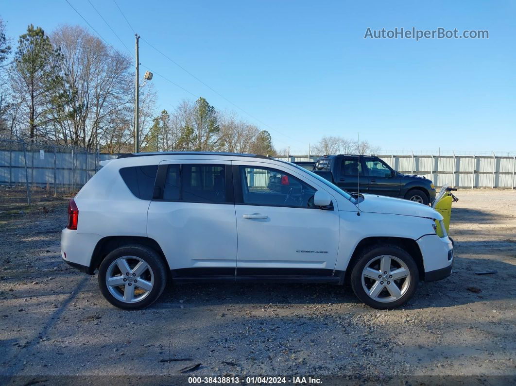 2014 Jeep Compass Latitude White vin: 1C4NJCEA1ED681646