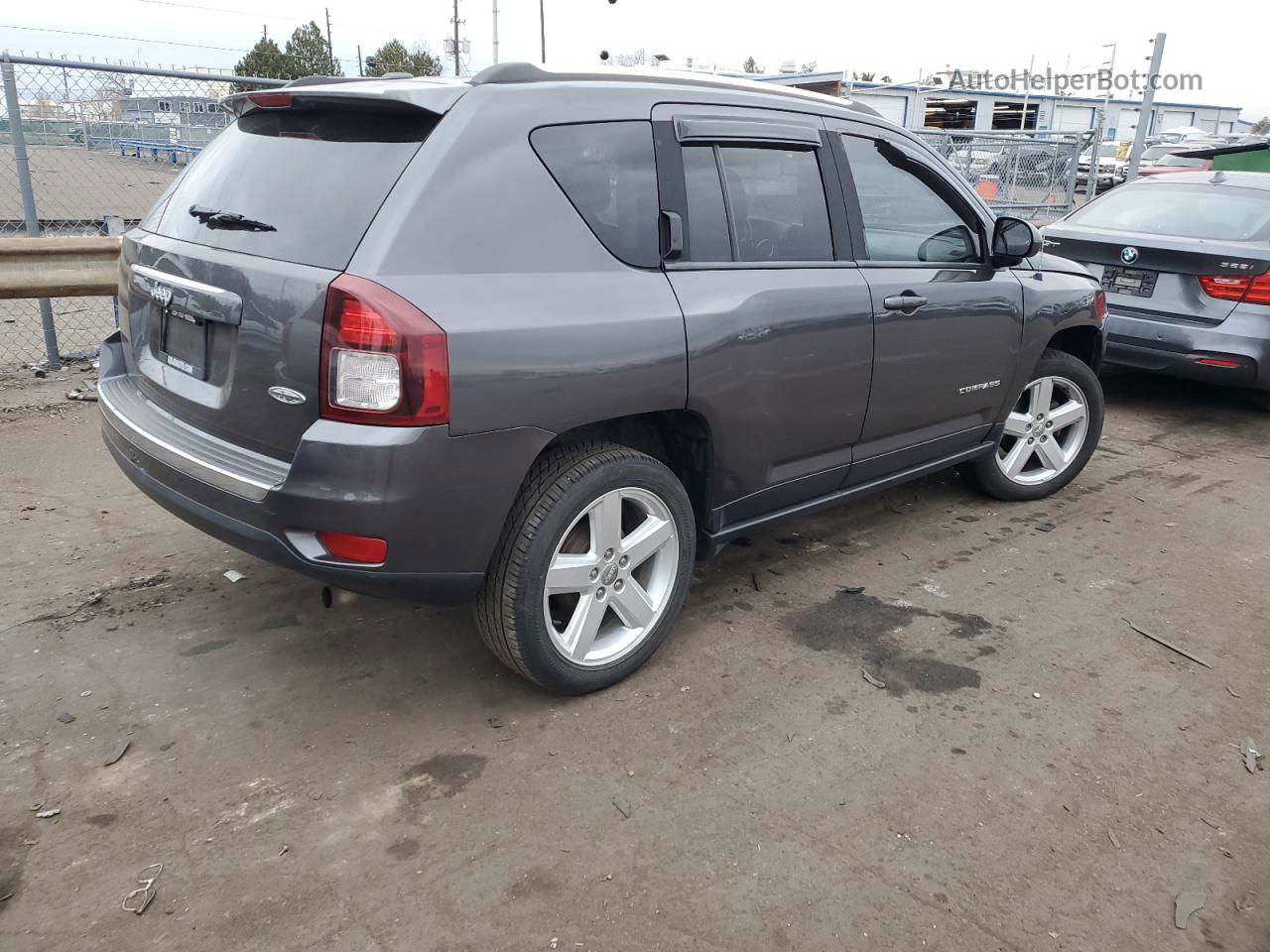 2014 Jeep Compass Latitude Gray vin: 1C4NJCEA1ED889672