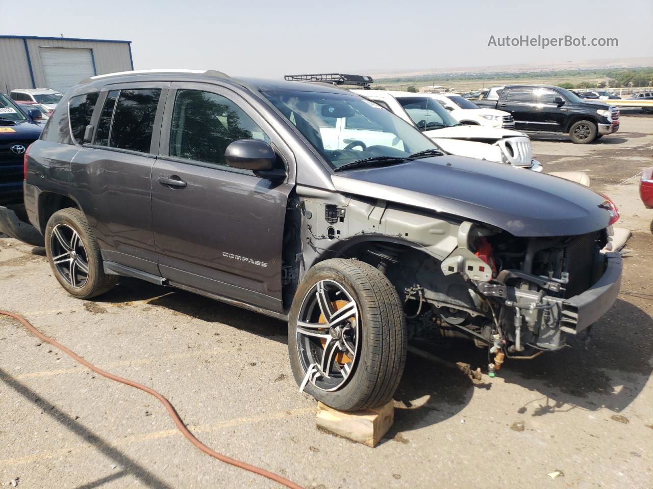 2016 Jeep Compass Latitude Charcoal vin: 1C4NJCEA3GD773621