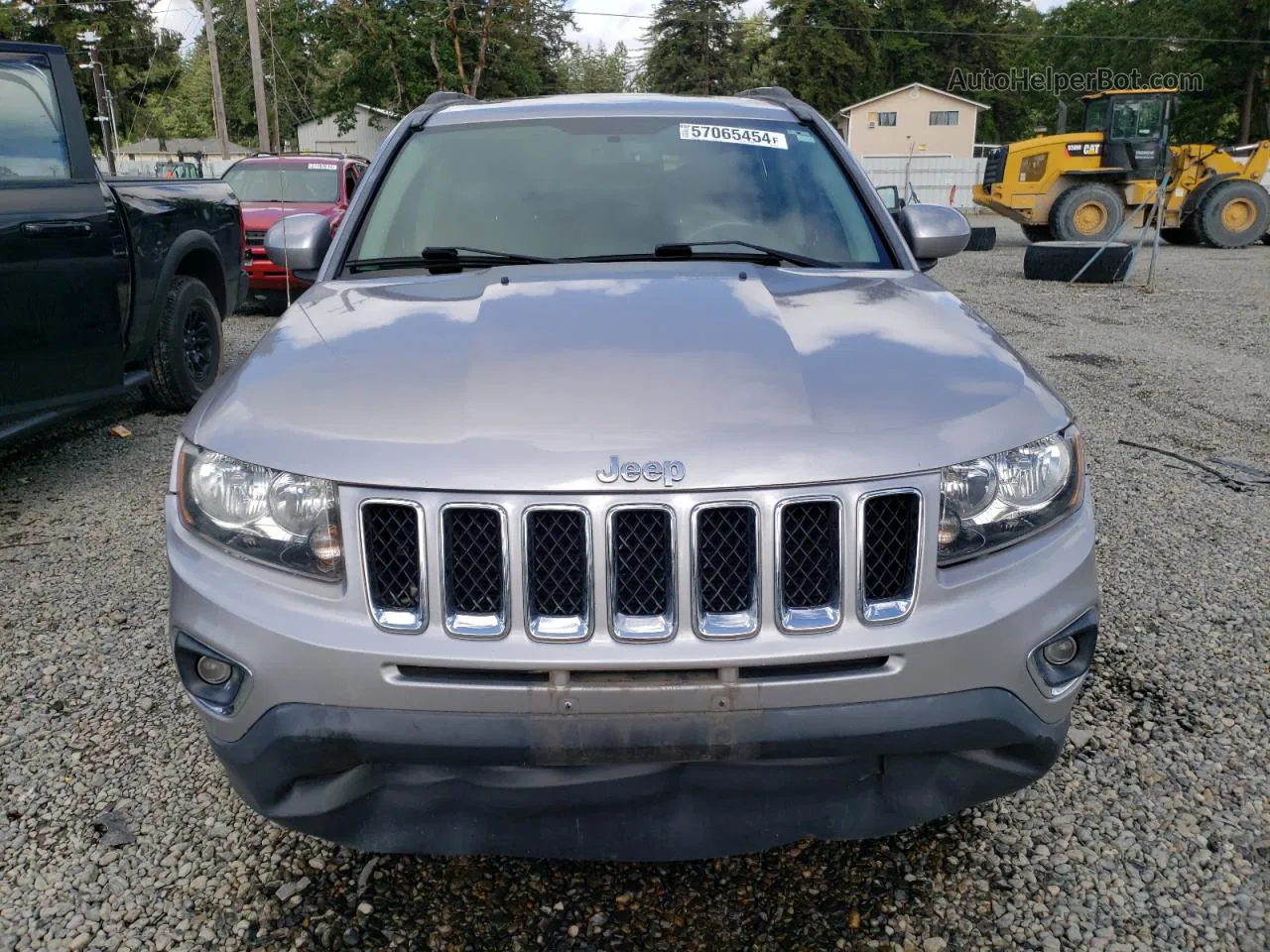 2014 Jeep Compass Latitude Silver vin: 1C4NJCEA4ED821656