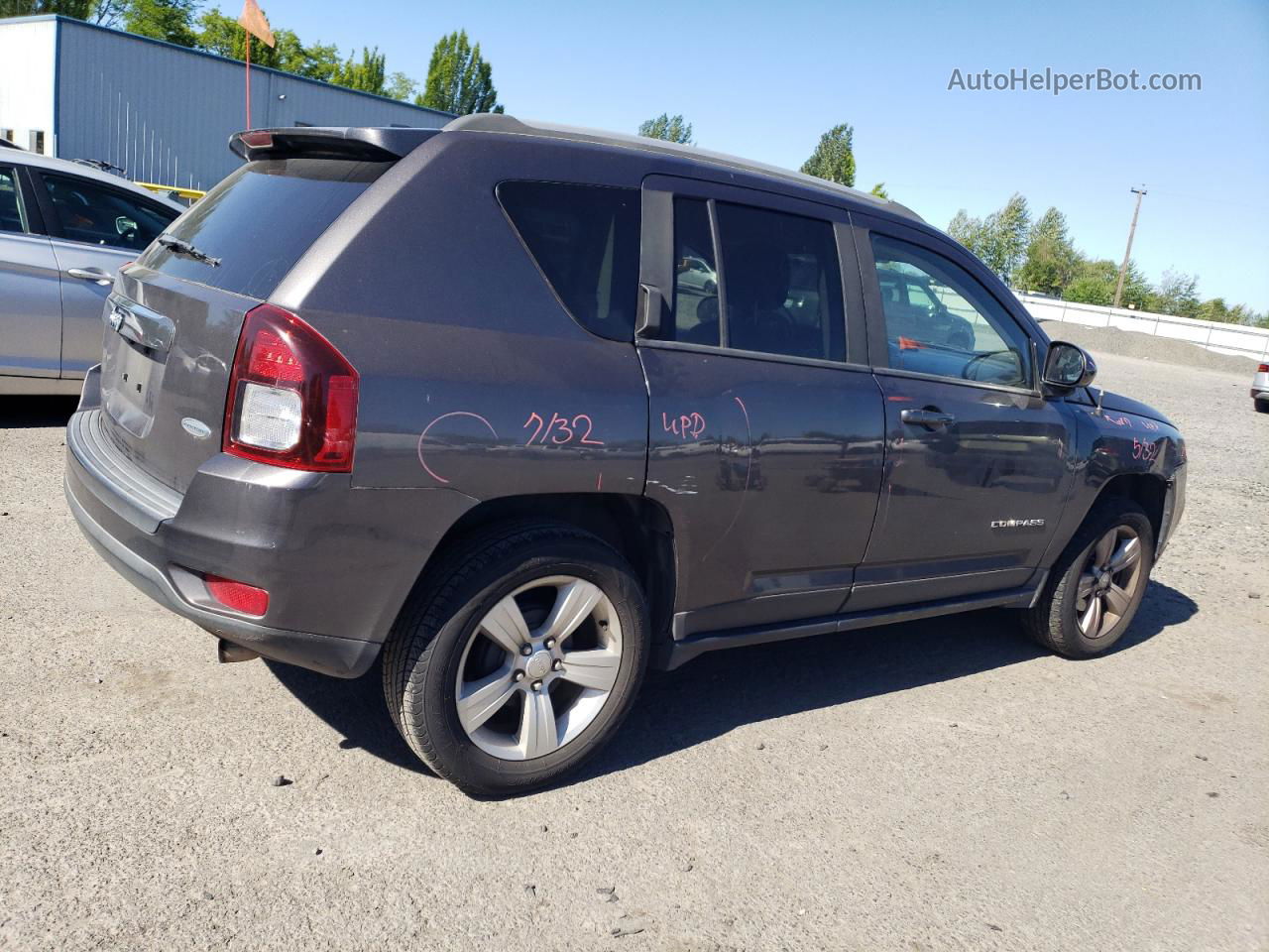 2016 Jeep Compass Latitude Gray vin: 1C4NJCEA5GD599521