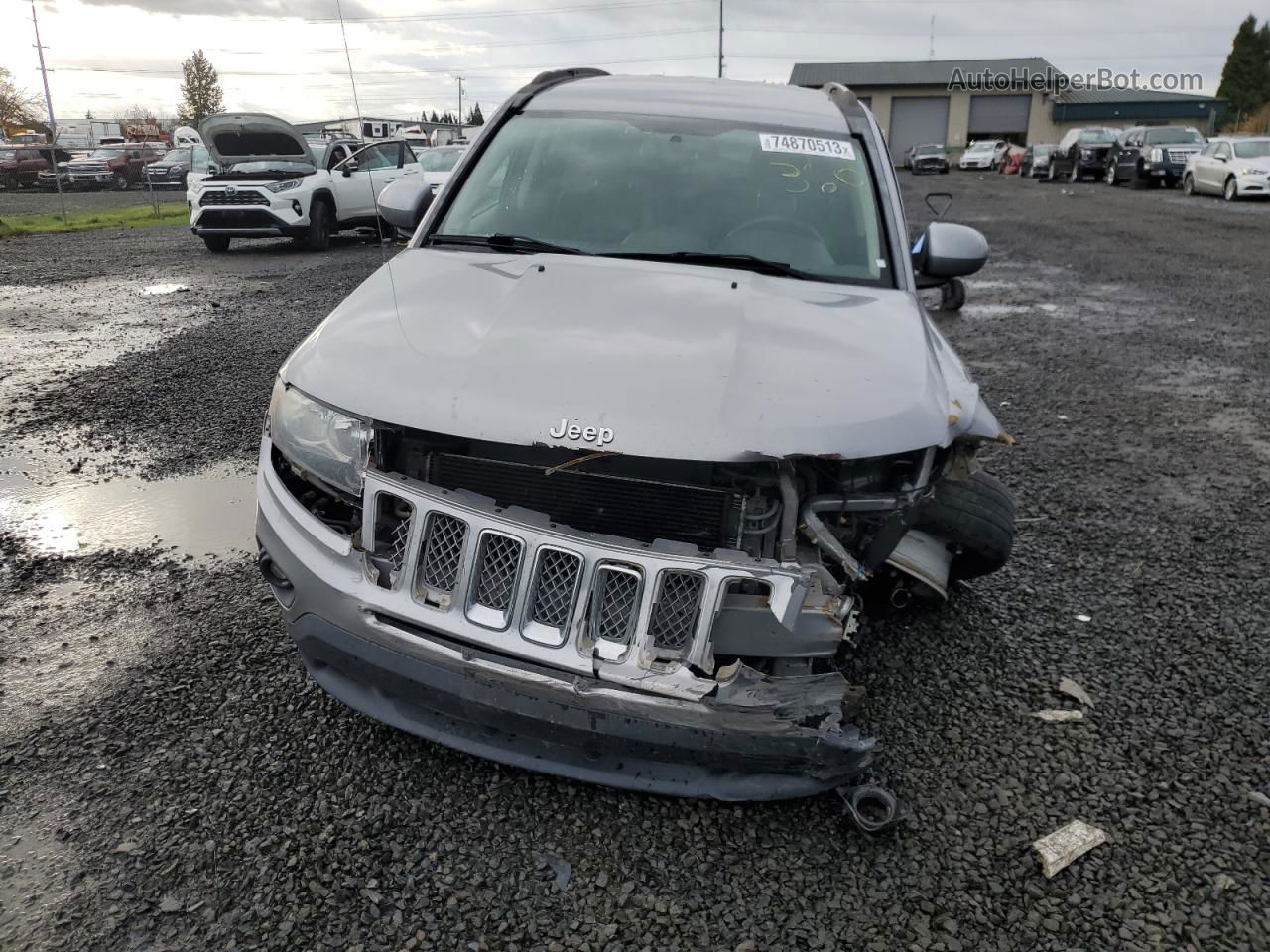 2016 Jeep Compass Latitude Silver vin: 1C4NJCEA5GD636597