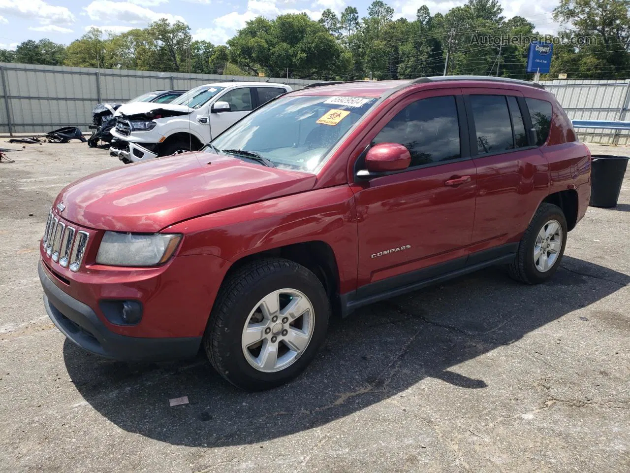 2016 Jeep Compass Latitude Red vin: 1C4NJCEA5GD734903