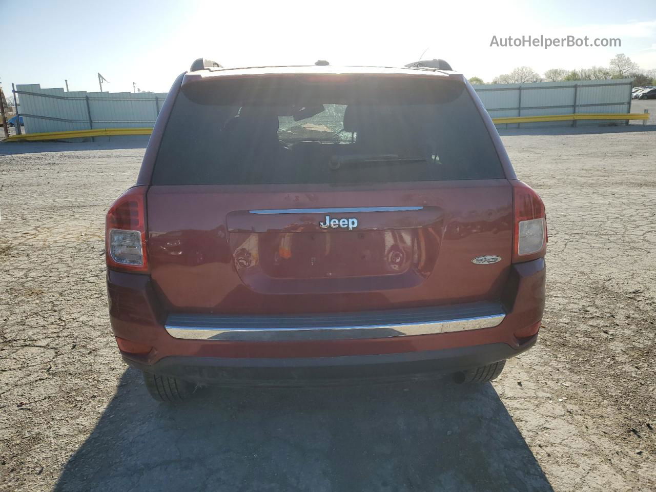 2014 Jeep Compass Latitude Red vin: 1C4NJCEA6ED752758