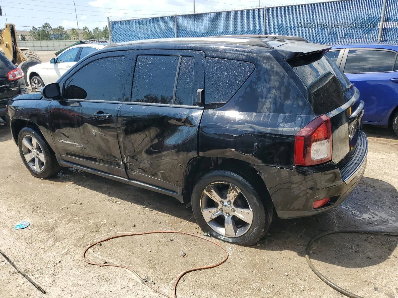 2016 Jeep Compass Latitude Black vin: 1C4NJCEA6GD732416