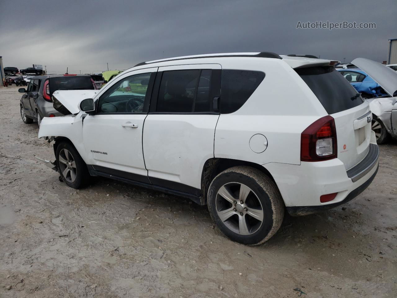 2016 Jeep Compass Latitude Белый vin: 1C4NJCEA6GD763259