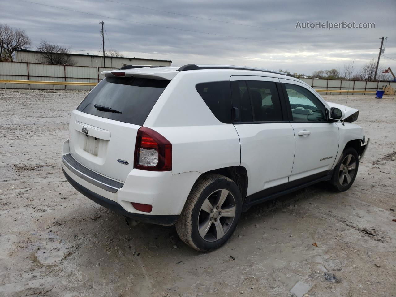 2016 Jeep Compass Latitude Белый vin: 1C4NJCEA6GD763259