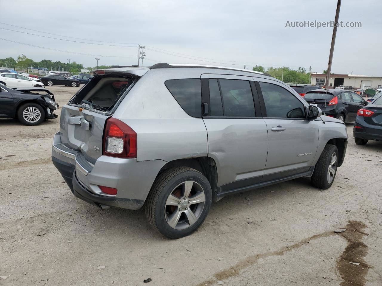 2016 Jeep Compass Latitude Silver vin: 1C4NJCEA7GD720145