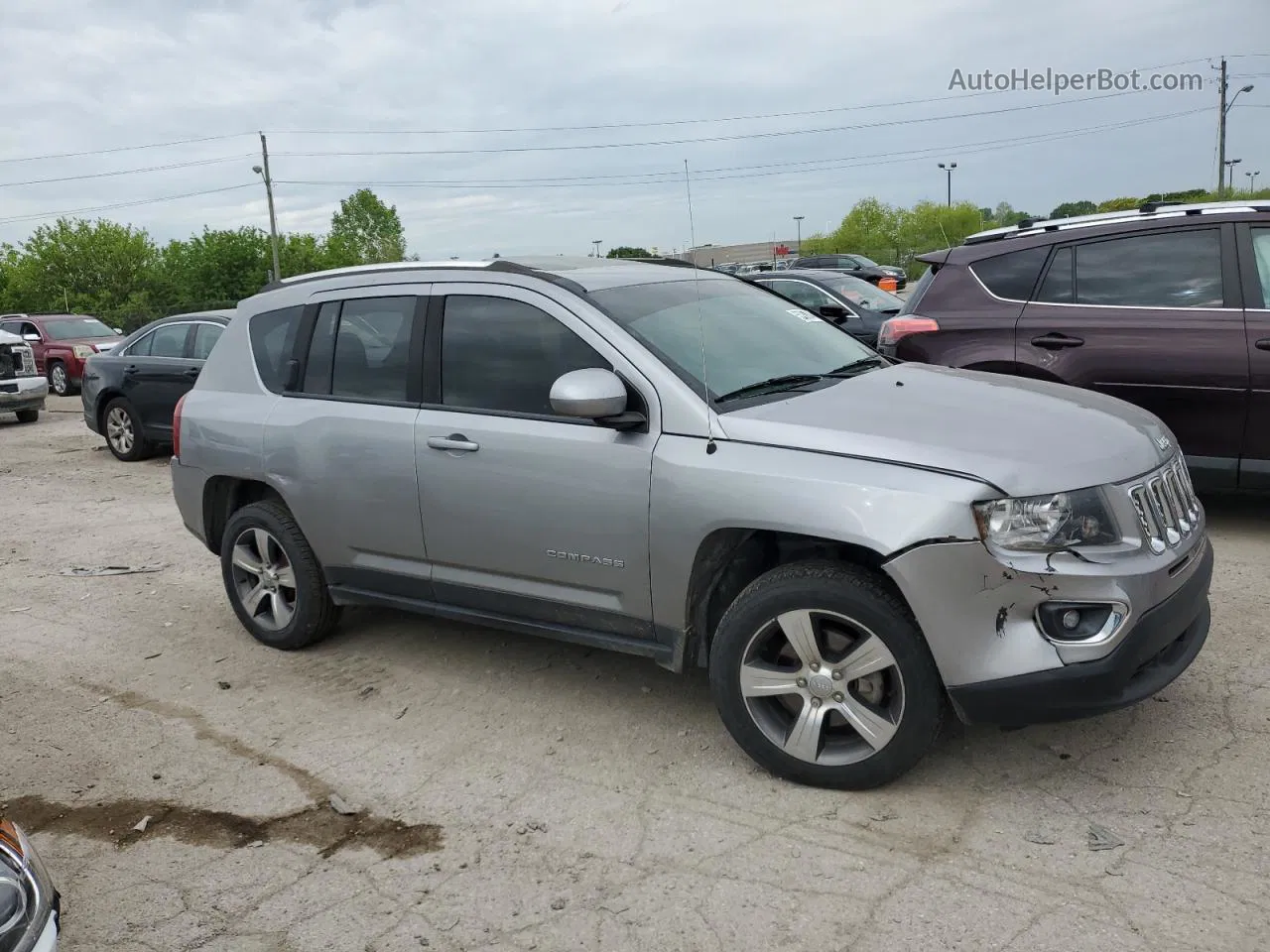 2016 Jeep Compass Latitude Silver vin: 1C4NJCEA7GD720145