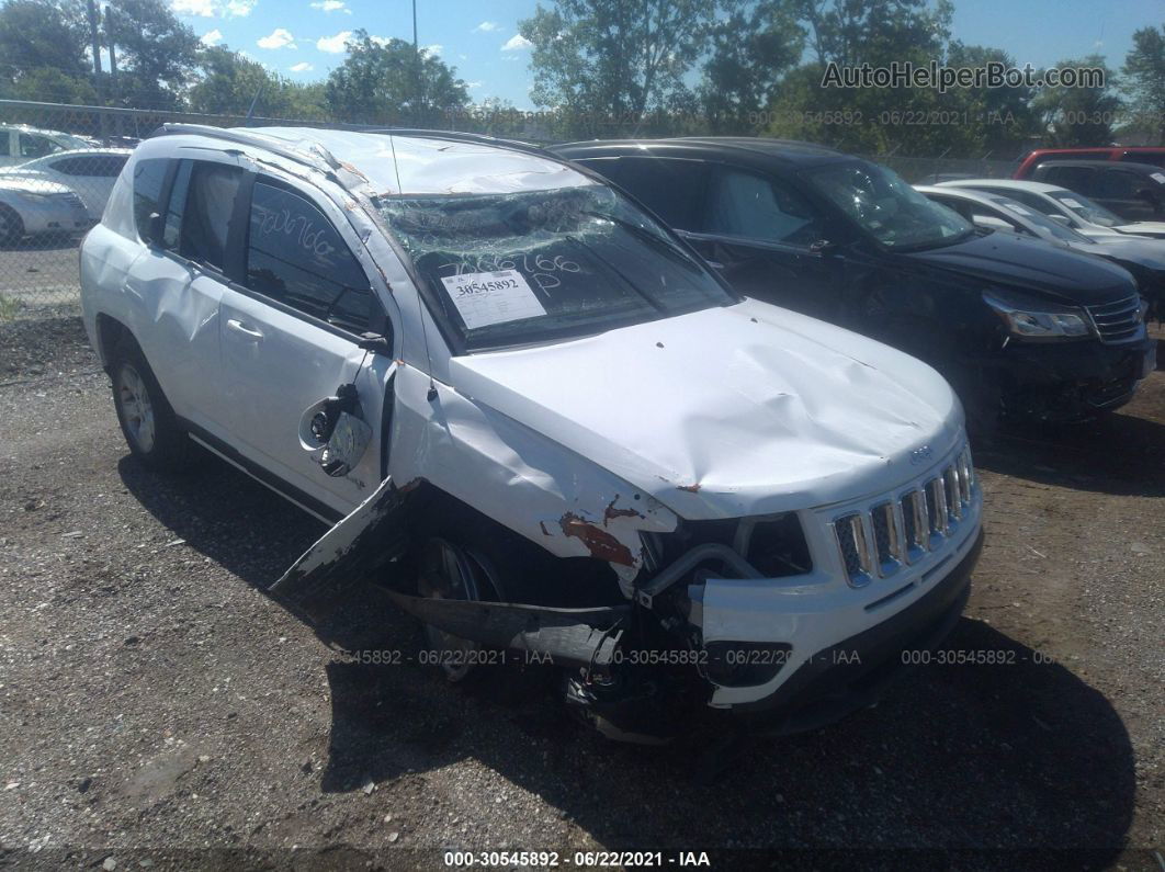 2016 Jeep Compass Latitude White vin: 1C4NJCEA9GD620225