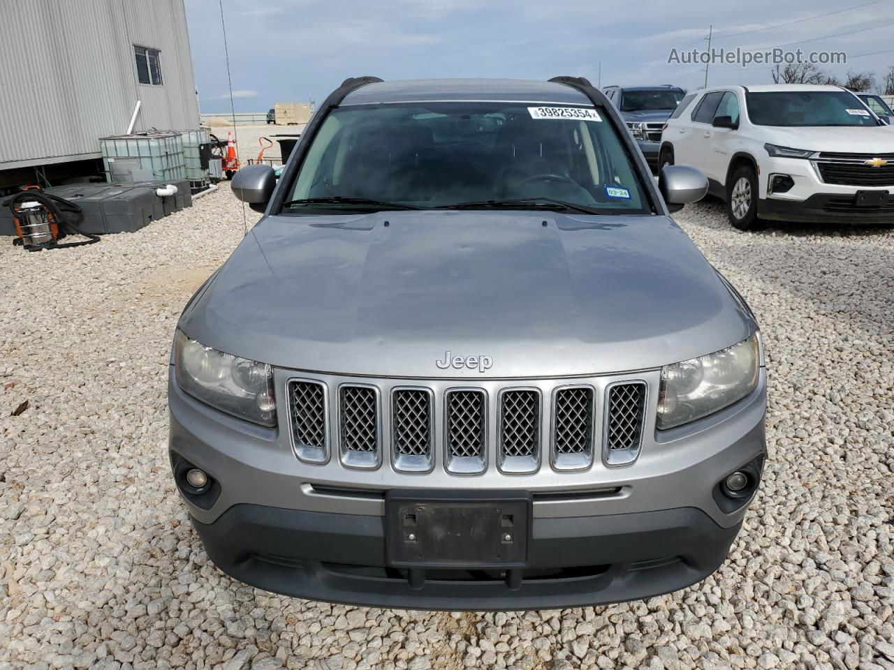 2016 Jeep Compass Latitude Silver vin: 1C4NJCEA9GD734726