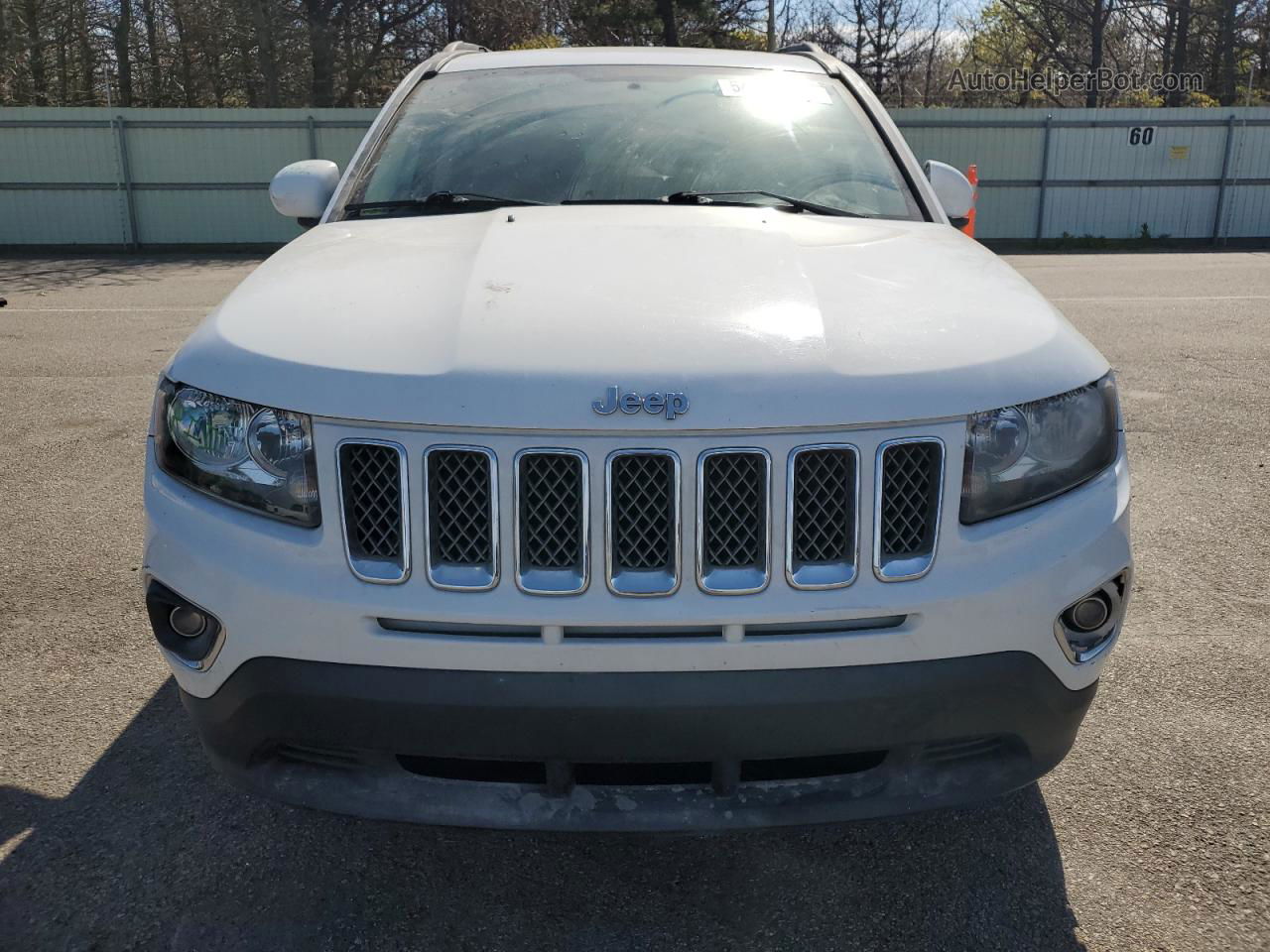 2016 Jeep Compass Latitude Белый vin: 1C4NJCEA9GD747900