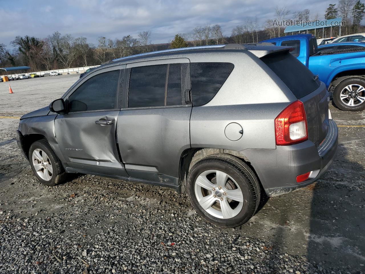 2013 Jeep Compass Latitude Silver vin: 1C4NJCEB0DD197006