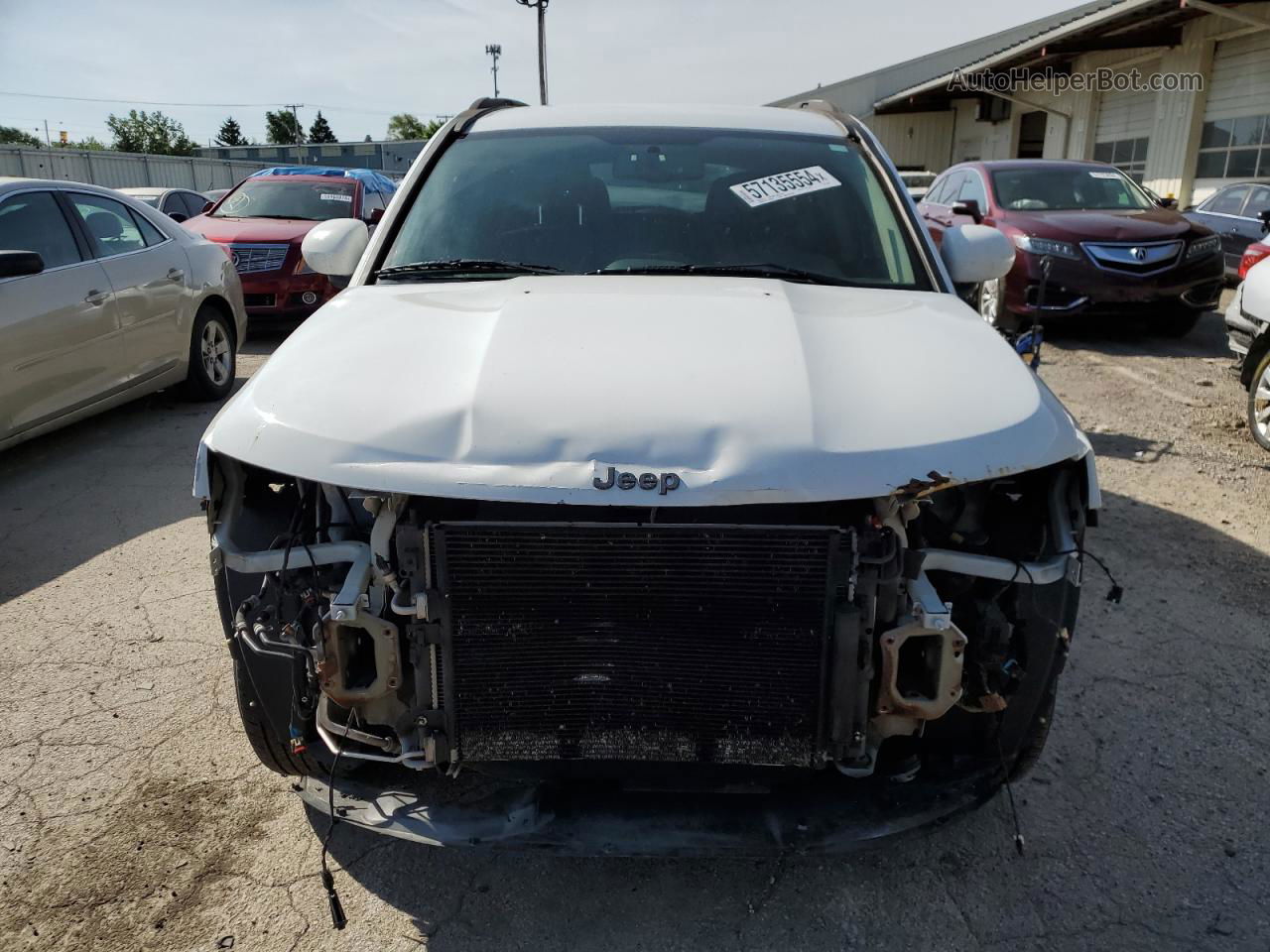 2016 Jeep Compass Latitude White vin: 1C4NJCEB0GD652103