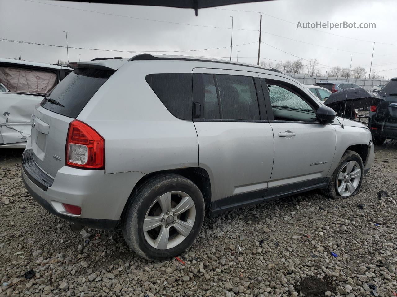 2013 Jeep Compass Latitude Gray vin: 1C4NJCEB2DD230040