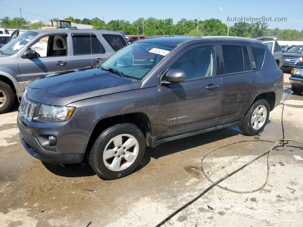 2016 Jeep Compass Latitude Gray vin: 1C4NJCEB2GD656685