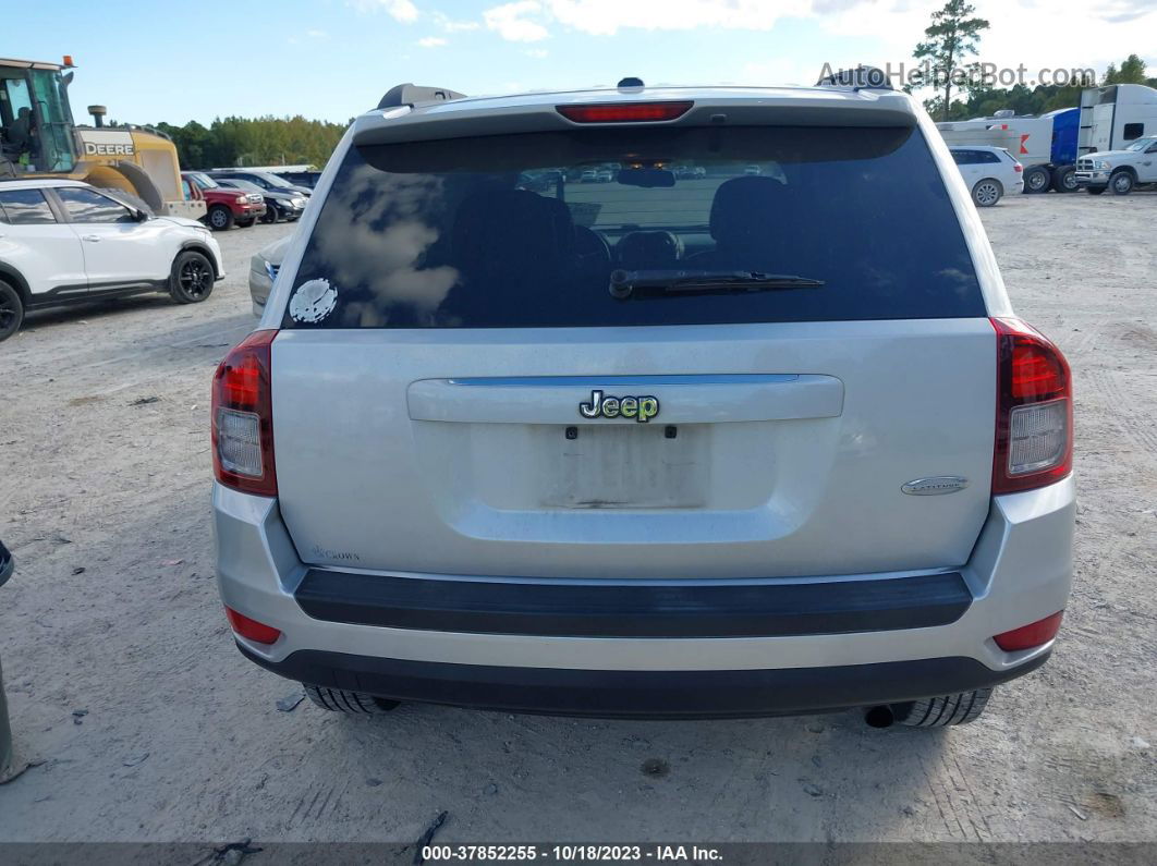 2014 Jeep Compass Latitude Silver vin: 1C4NJCEB3ED559976