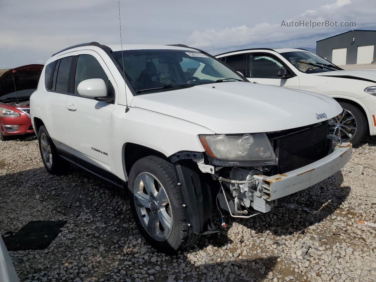 2014 Jeep Compass Latitude White vin: 1C4NJCEB5ED769804