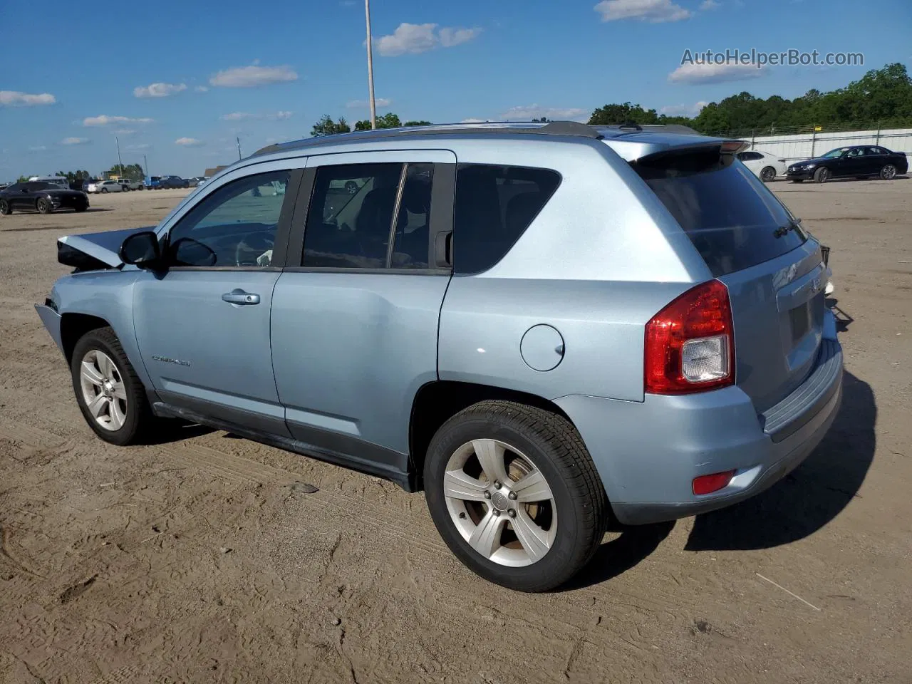 2013 Jeep Compass Latitude Silver vin: 1C4NJCEB7DD229840