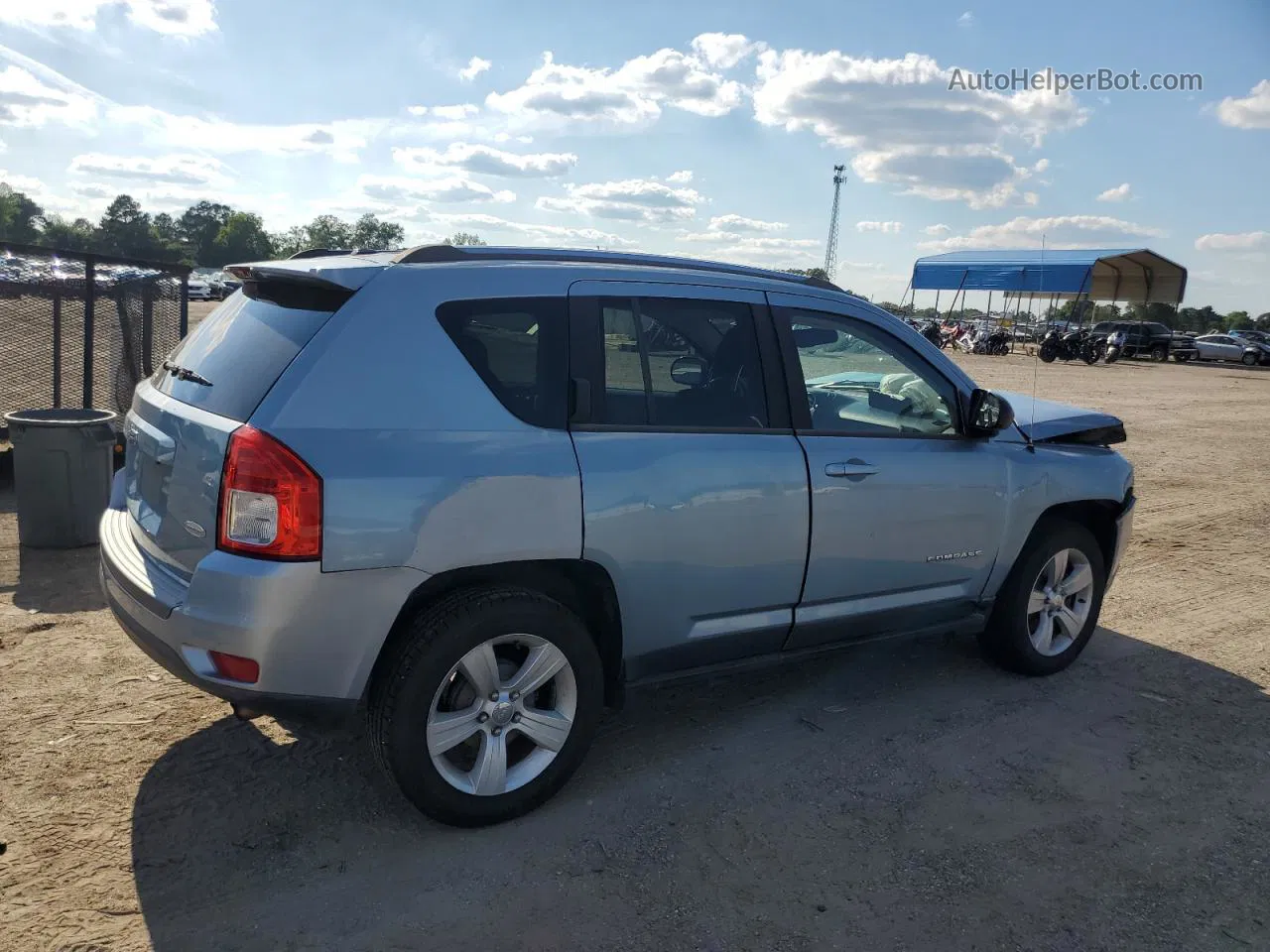 2013 Jeep Compass Latitude Silver vin: 1C4NJCEB7DD229840