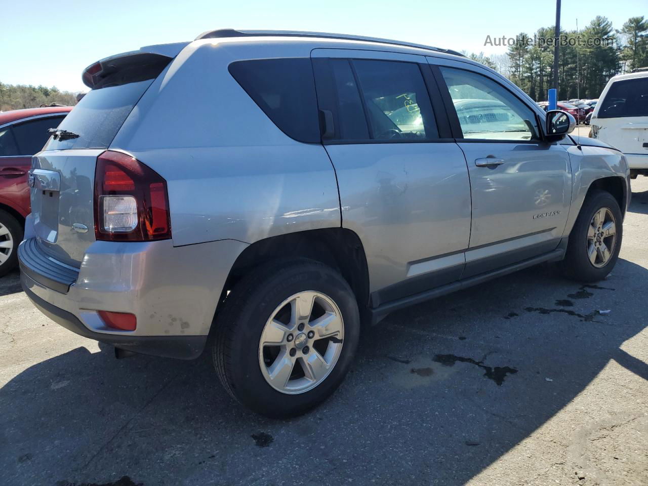 2016 Jeep Compass Latitude Silver vin: 1C4NJCEB7GD669271