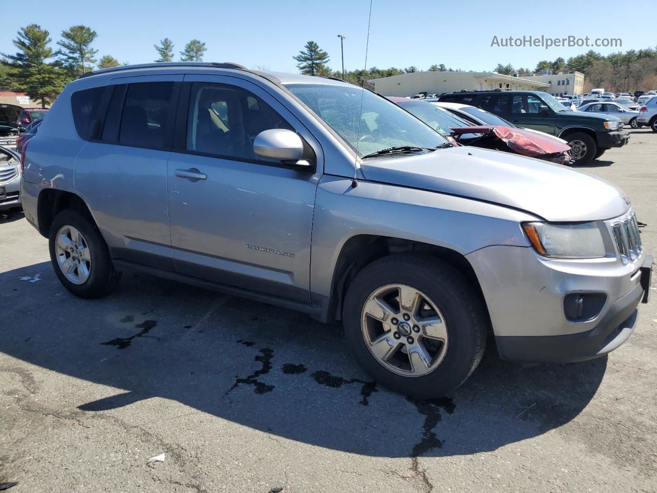 2016 Jeep Compass Latitude Silver vin: 1C4NJCEB7GD669271