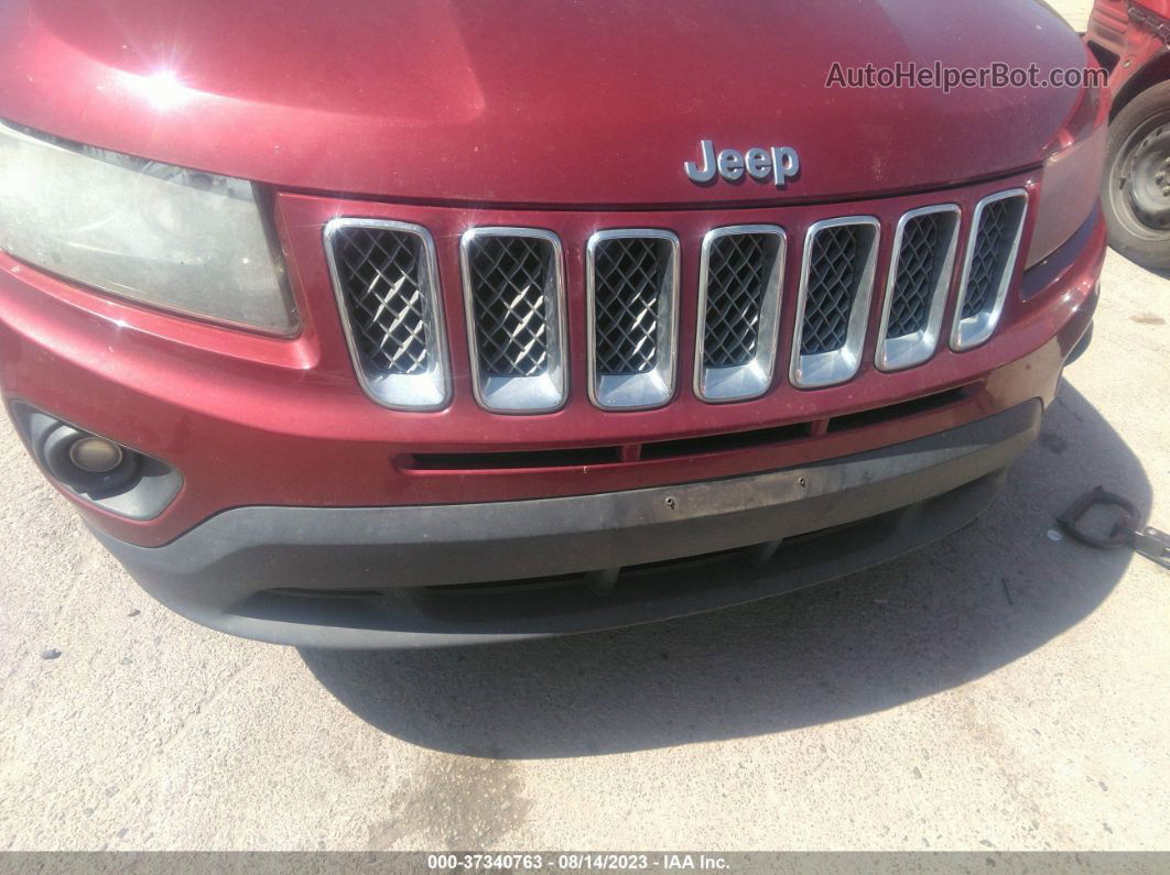 2016 Jeep Compass Latitude Maroon vin: 1C4NJCEBXGD651458