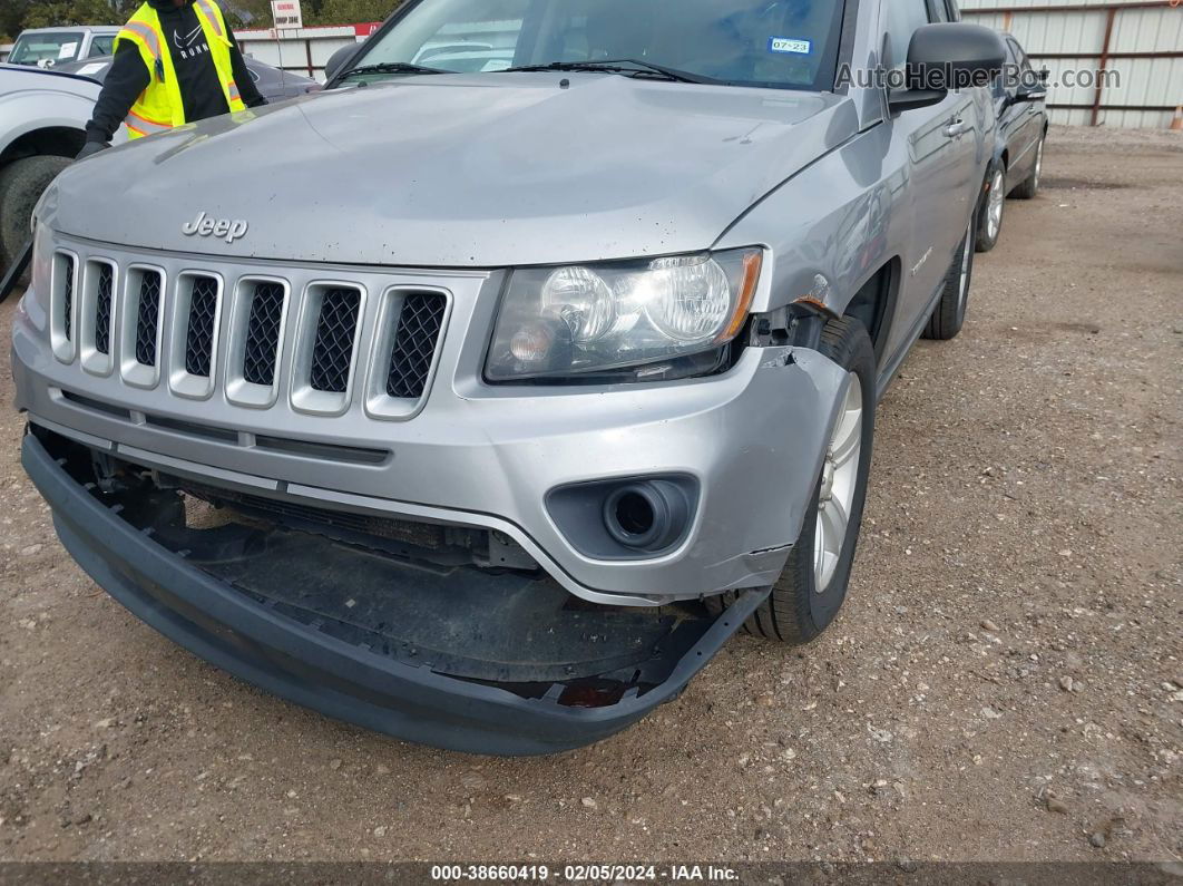 2016 Jeep Compass Sport Gray vin: 1C4NJDBB0GD690196