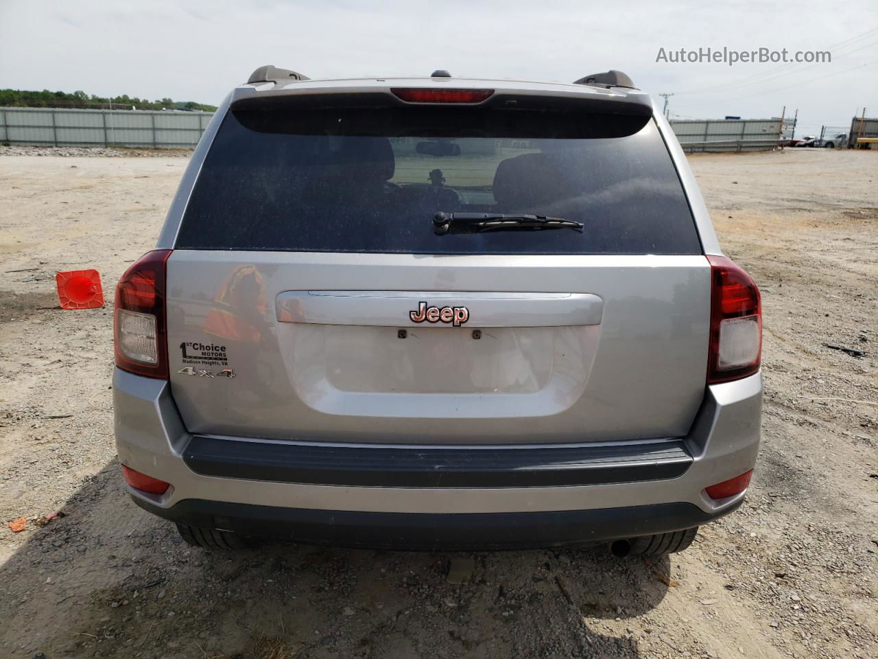 2016 Jeep Compass Sport Silver vin: 1C4NJDBB2GD713865