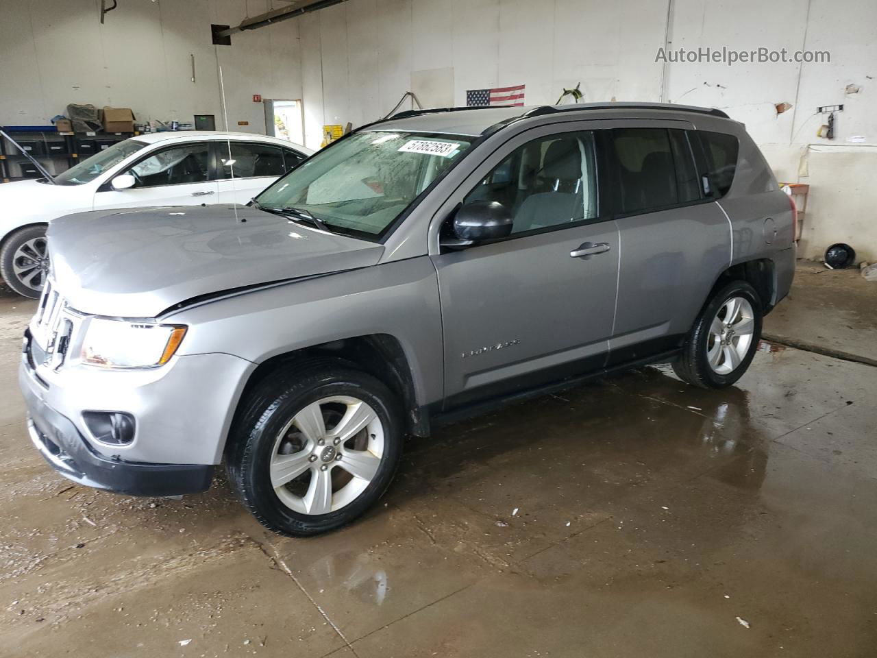 2016 Jeep Compass Sport Silver vin: 1C4NJDBB3GD614309