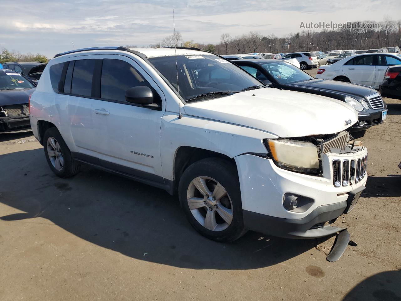 2013 Jeep Compass Sport White vin: 1C4NJDBBXDD232998