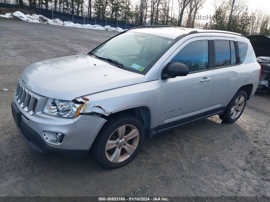 2013 Jeep Compass Latitude Silver vin: 1C4NJDEB0DD280473