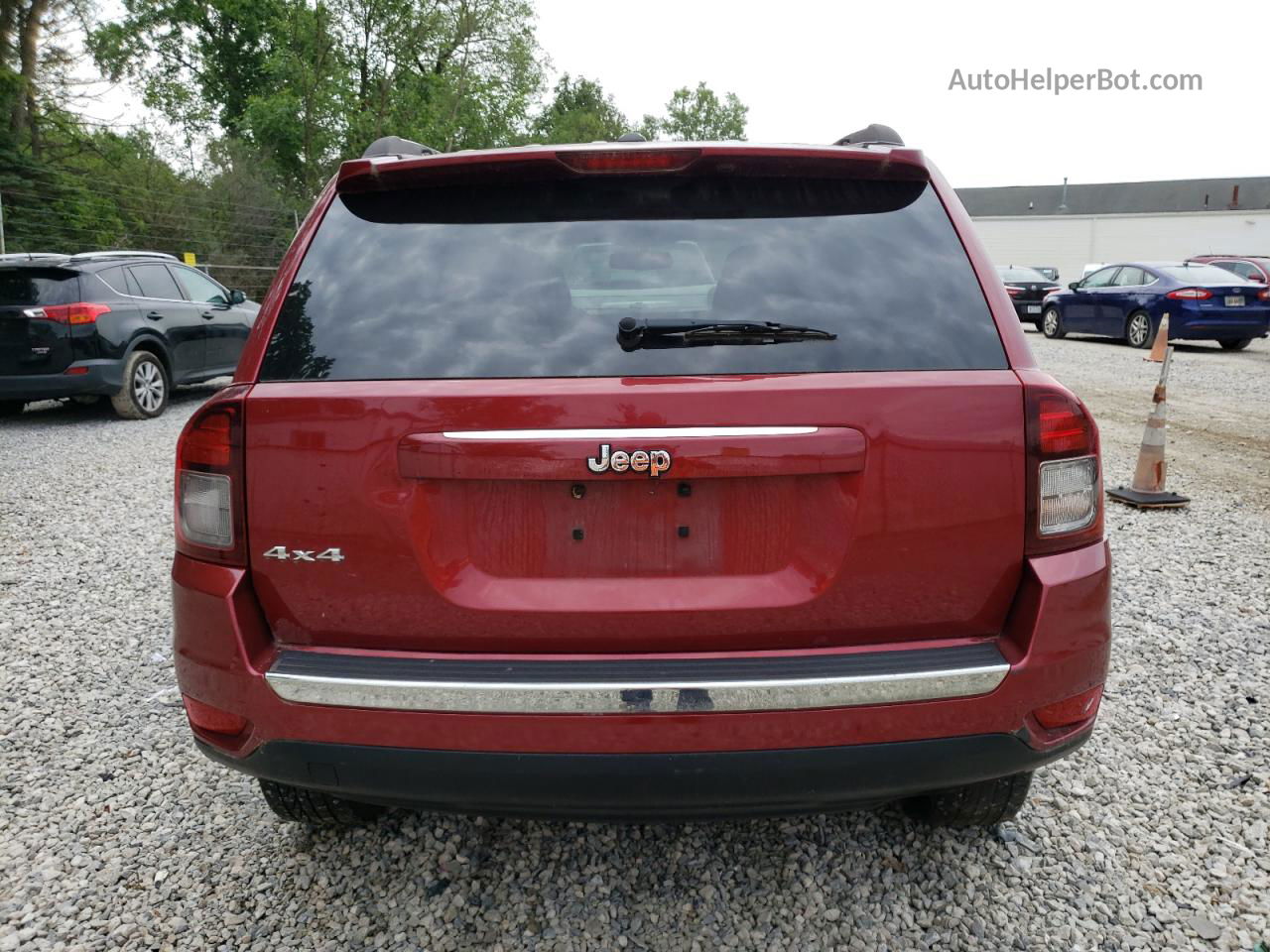 2014 Jeep Compass Latitude Burgundy vin: 1C4NJDEB0ED673780