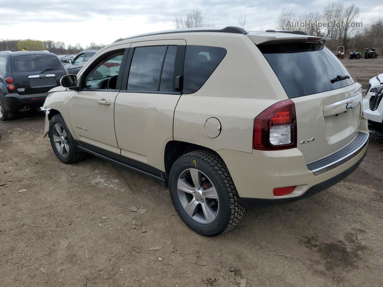 2016 Jeep Compass Latitude Желто-коричневый vin: 1C4NJDEB0GD746648