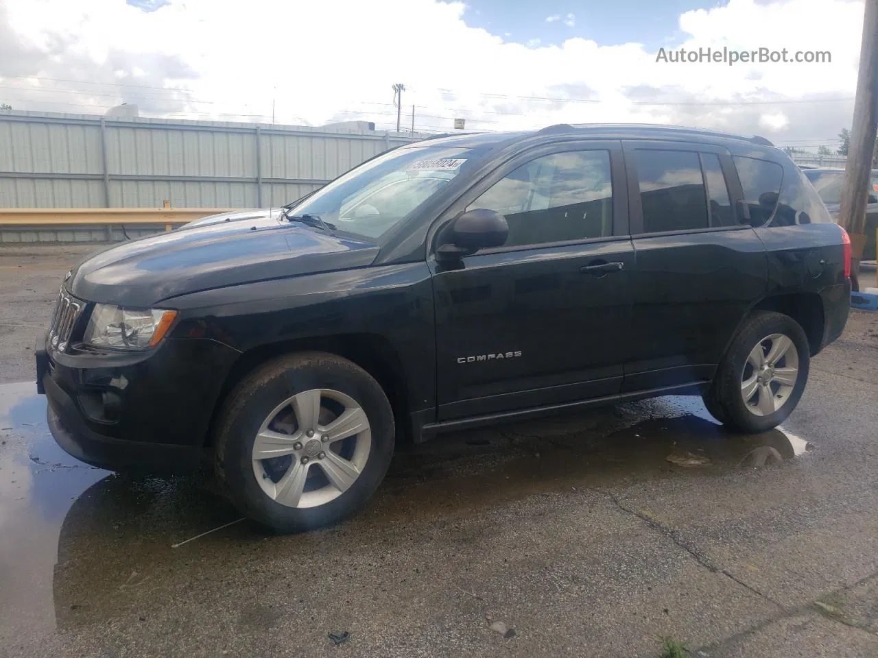 2013 Jeep Compass Latitude Green vin: 1C4NJDEB1DD190264