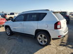 2016 Jeep Compass Latitude White vin: 1C4NJDEB1GD586988