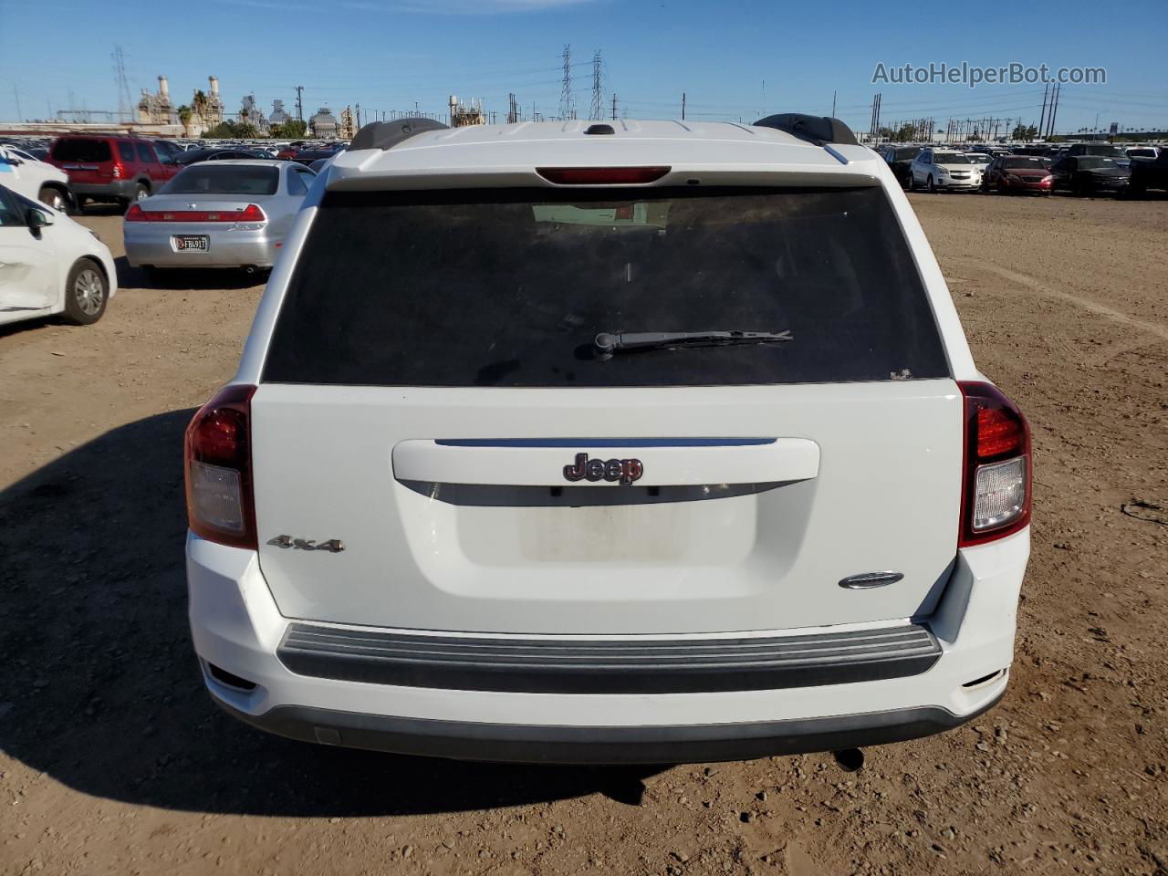 2016 Jeep Compass Latitude White vin: 1C4NJDEB1GD781411