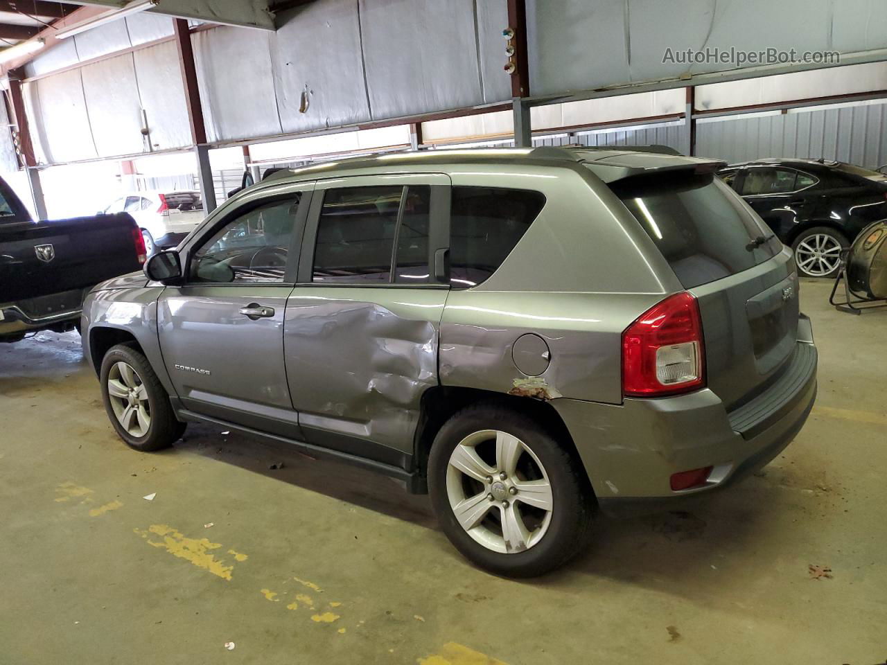 2013 Jeep Compass Latitude Gray vin: 1C4NJDEB2DD193531