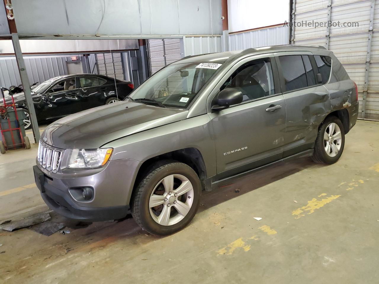 2013 Jeep Compass Latitude Gray vin: 1C4NJDEB2DD193531