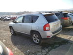 2013 Jeep Compass Latitude Серебряный vin: 1C4NJDEB2DD249273