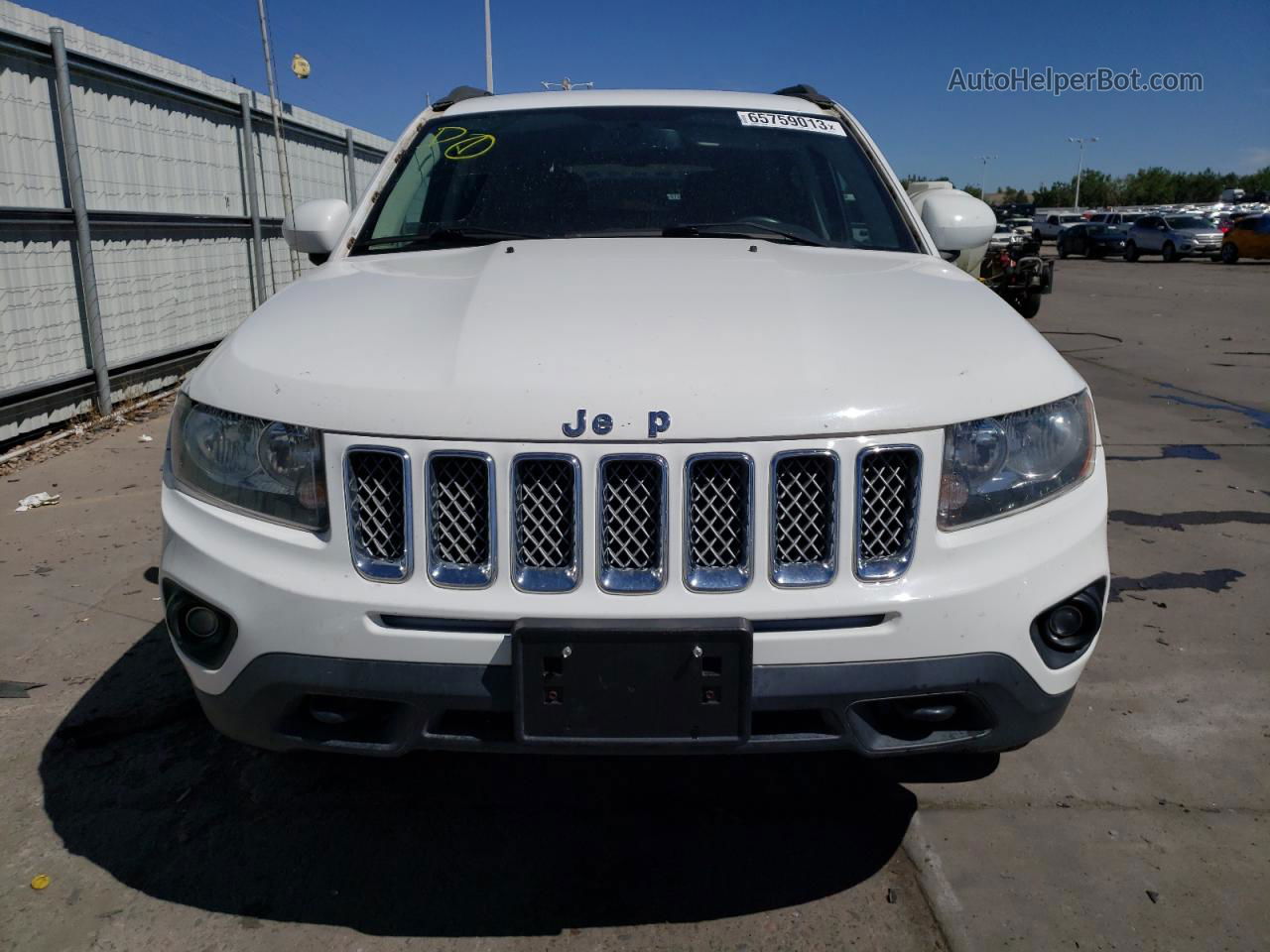 2014 Jeep Compass Latitude White vin: 1C4NJDEB2ED502013