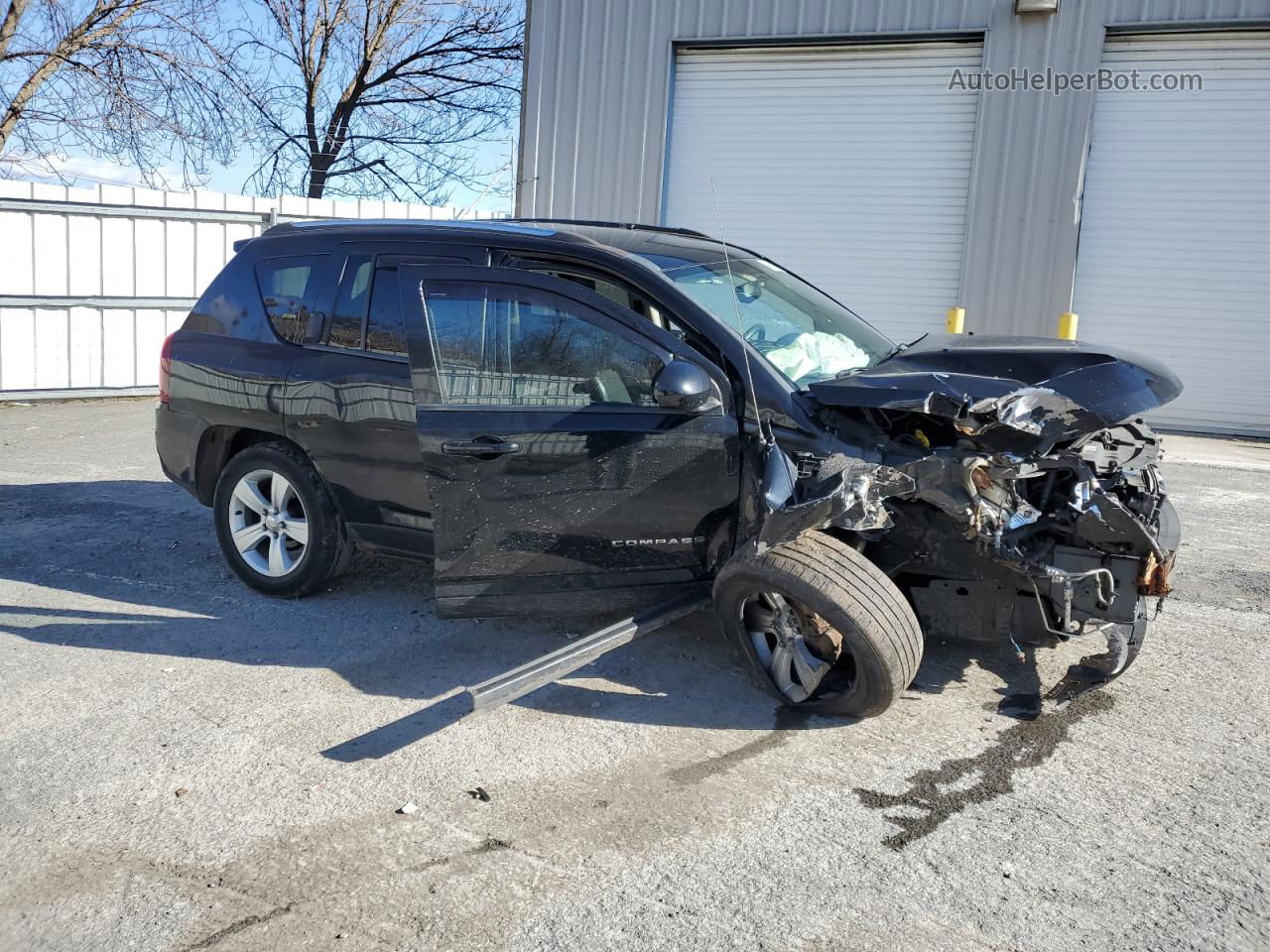 2014 Jeep Compass Latitude Black vin: 1C4NJDEB2ED766249