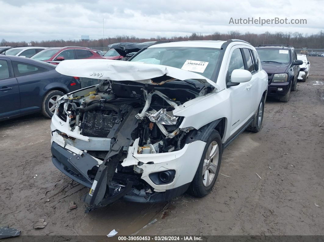 2014 Jeep Compass Latitude White vin: 1C4NJDEB2ED788879