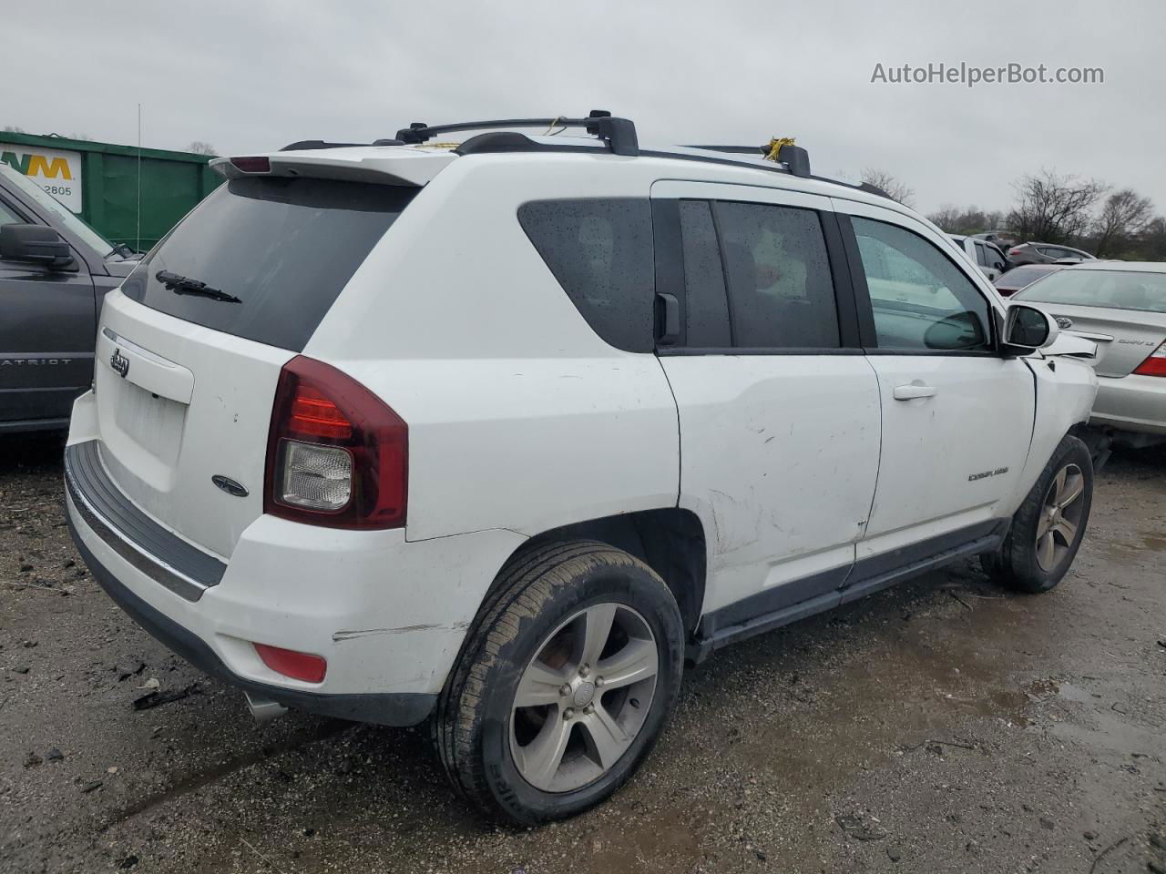 2016 Jeep Compass Latitude White vin: 1C4NJDEB2GD755299