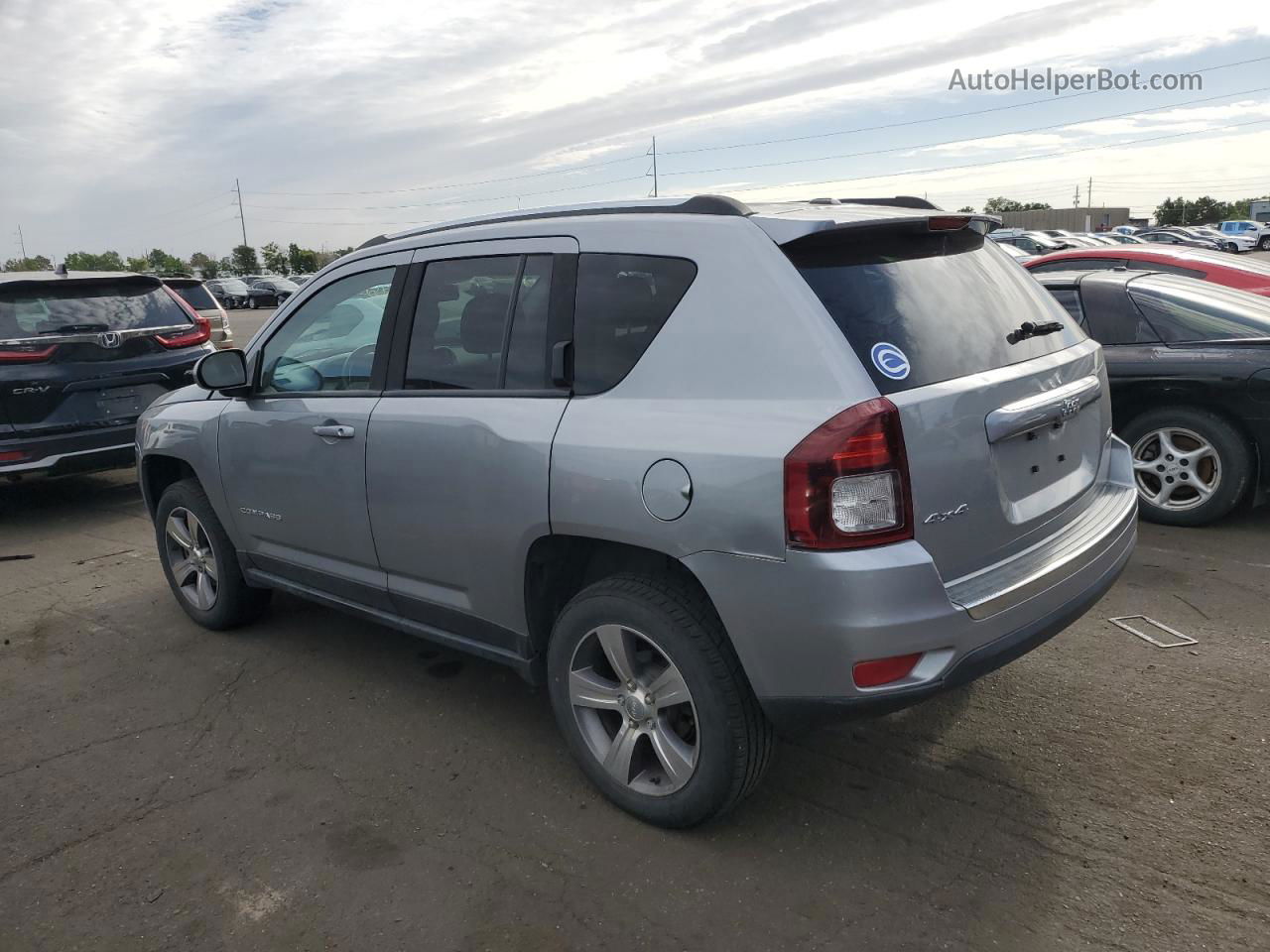 2016 Jeep Compass Latitude Silver vin: 1C4NJDEB2GD768618