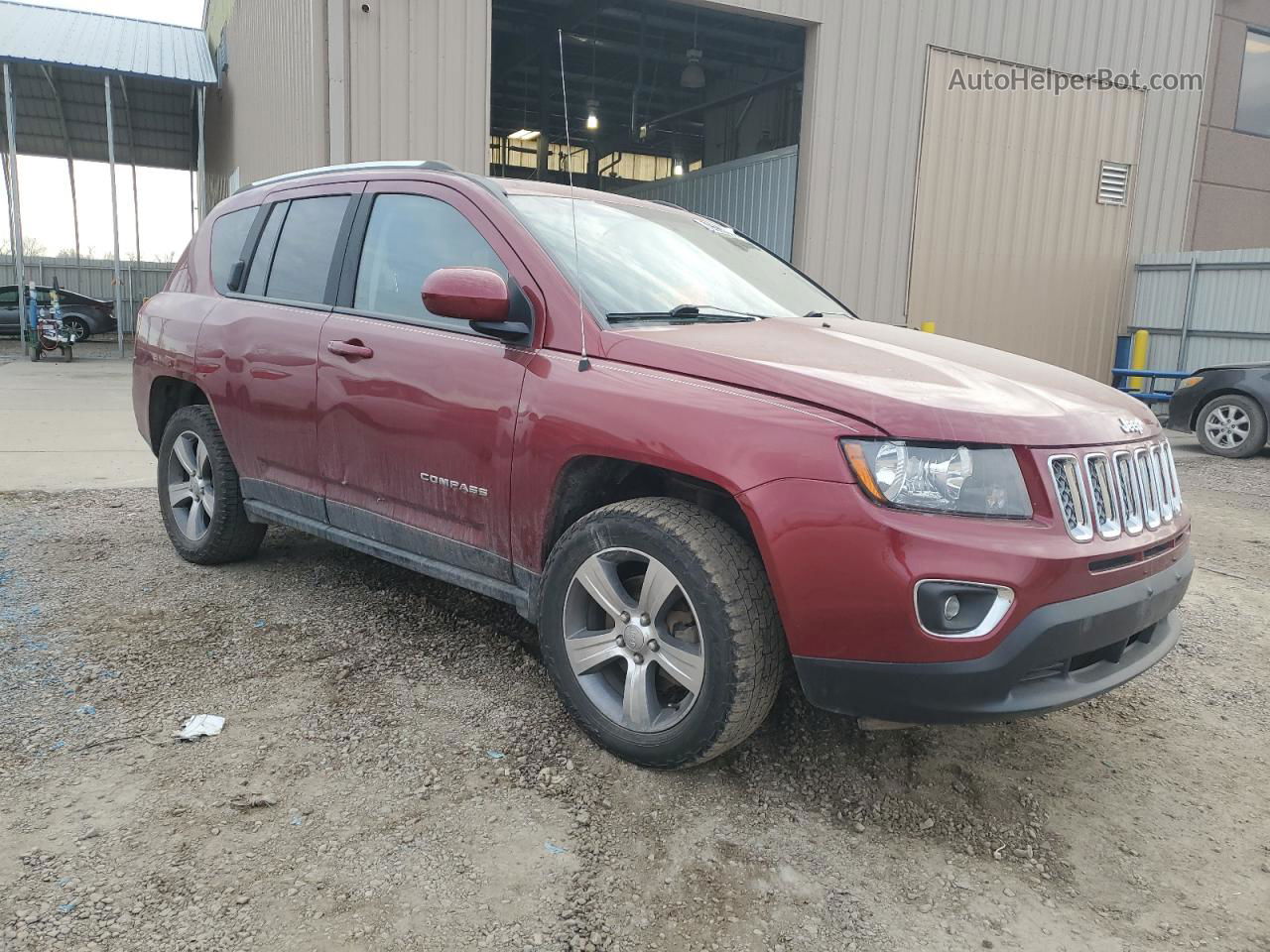 2016 Jeep Compass Latitude Burgundy vin: 1C4NJDEB2GD802573