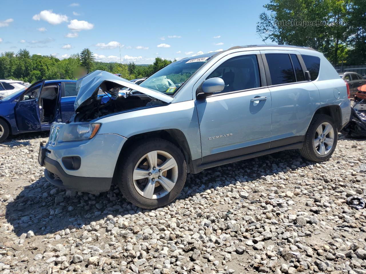 2014 Jeep Compass Latitude Silver vin: 1C4NJDEB3ED546635